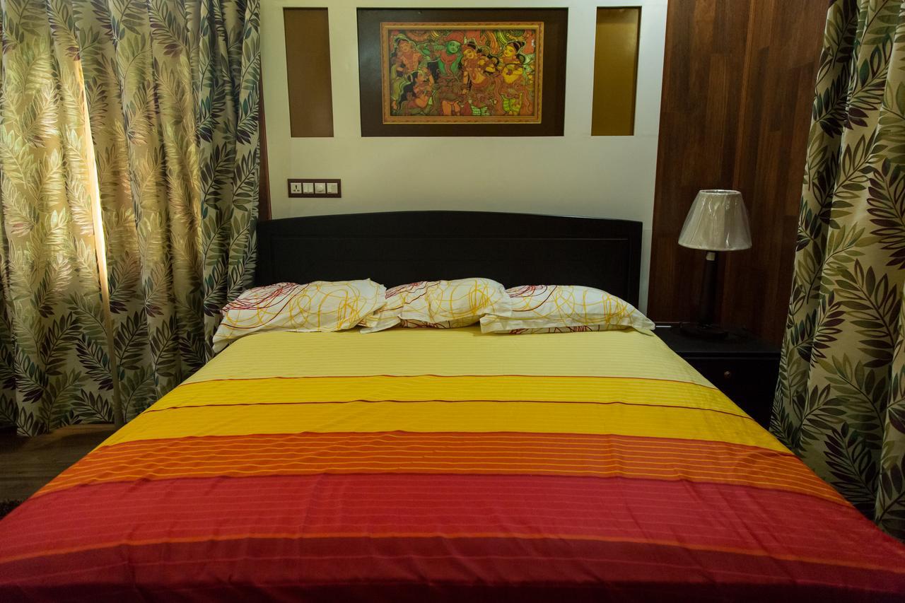 Mango Meadows Hotel Kottayam Bagian luar foto