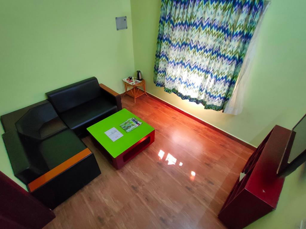 Mango Meadows Hotel Kottayam Bagian luar foto